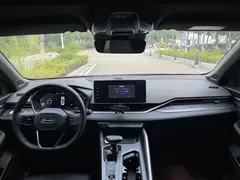 2023 Geely Preface 1.5TD, чёрный — фото 5