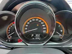 2022 Toyota Yaris L Zhixuan X 1.5L CVT PLUS, белый — фото 16