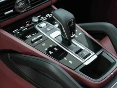 2023 Porsche Cayenne Coupe 3.0T — фото 11