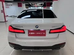 2022 BMW 5 Series 530Li Leading M Sport Package, белый — фото 6