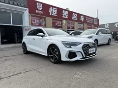 2023 Audi A3 Sportback 35 TFSI Fashion Sport, белый — фото 3