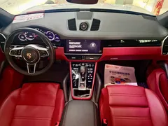 2022 Porsche Cayenne 3.0T Platinum, белый — фото 12