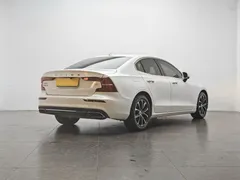 2020 Volvo S60 T4 Luxury, белый — фото 3