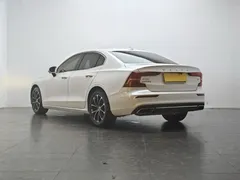 2020 Volvo S60 T4 Luxury, белый — фото 4