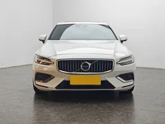 2020 Volvo S60 T4 Luxury, белый — фото 5