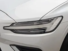 2020 Volvo S60 T4 Luxury, белый — фото 7