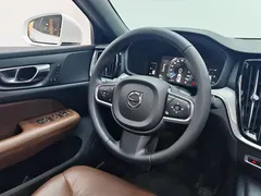 2020 Volvo S60 T4 Luxury, белый — фото 15