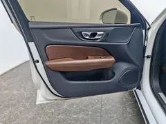 2020 Volvo S60 T4 Luxury, белый — фото 18