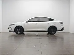 2025 BYD Seal 05 DM-i 55KM, белый — фото 10