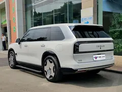 2025 Zeekr 9X Hyper 70kWh, белый — фото 4