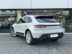 2023 Porsche Macan 2.0T — фото 3