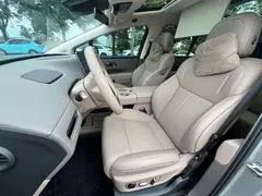 2025 Li Auto i8 — фото 12