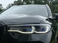 2022 BMW X7 xDrive M50i, чёрный — фото 4