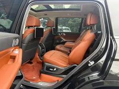 2022 BMW X7 xDrive M50i, чёрный — фото 6
