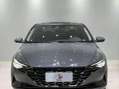 2022 Hyundai Elantra 1.5L CVT LUX Premium — фото 2