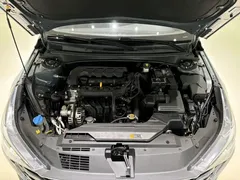 2022 Hyundai Elantra 1.5L CVT LUX Premium — фото 19