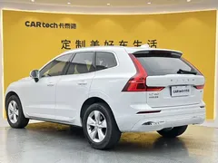 2022 Volvo XC60 4WD Luxury, белый — фото 7