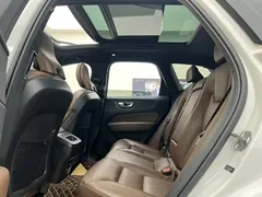 2022 Volvo XC60 4WD Luxury, белый — фото 20