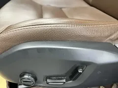 2022 Volvo XC60 4WD Luxury, белый — фото 34