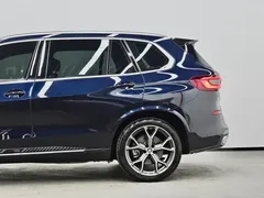 2022 BMW X5 40Li M, чёрный — фото 23