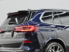 2022 BMW X5 40Li M, чёрный — фото 34
