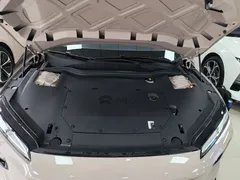 2025 Nio ET5 75kWh, чёрный — фото 20