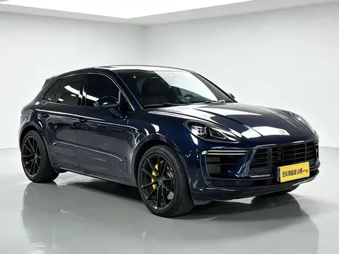 2020 Porsche Macan Turbo 2.9T