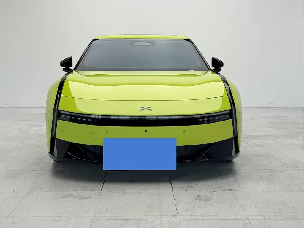 2025 Xpeng P7 820 Ultra