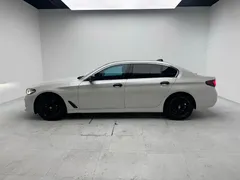 2021 BMW 5 Series 5 535Le, белый — фото 3