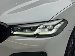 2021 BMW 5 Series 5 535Le, белый — фото 4