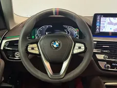 2021 BMW 5 Series 5 535Le, белый — фото 9