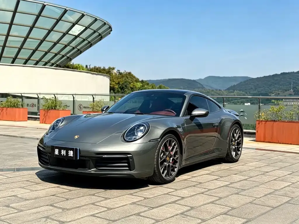 2020 Porsche 911 Carrera 3.0T