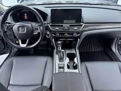 2022 Honda Accord 260TURBO Premium — фото 10
