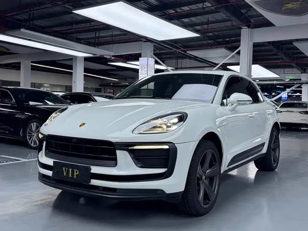 2022 Porsche Macan 2.0T
