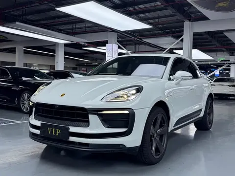 2022 Porsche Macan 2.0T