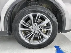 2022 Geely Jiaji 1.5TD PHEV Platinum Luxury — фото 6