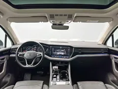 2022 Volkswagen Touareg 3.0TSI, чёрный — фото 23