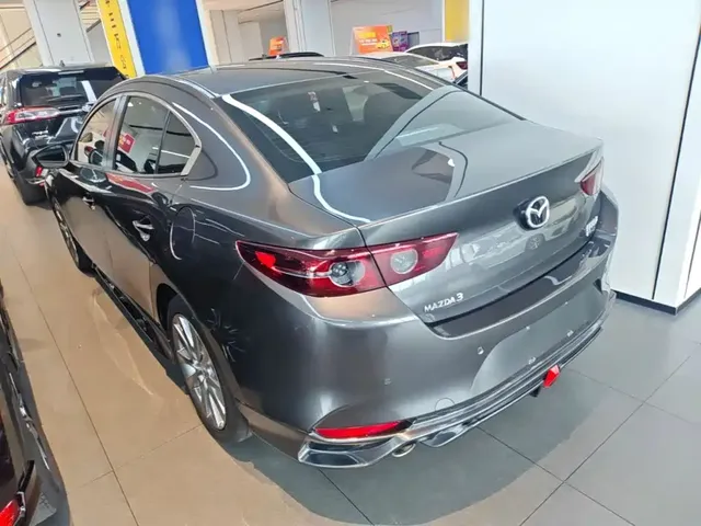 2021 Mazda 3 2.0L AT