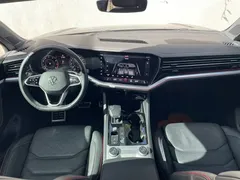 2022 Volkswagen Touareg 3.0TSI — фото 10