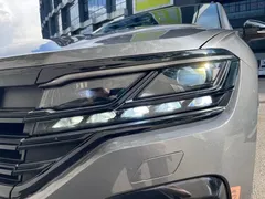 2022 Volkswagen Touareg 3.0TSI — фото 30
