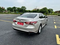 2021 Toyota Camry 2.0G Luxury — фото 5