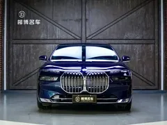 2023 BMW 7 740Li, синий — фото 4