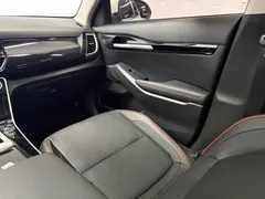 2023 Kia Seltos 1.5L CVT Luxury, белый — фото 10