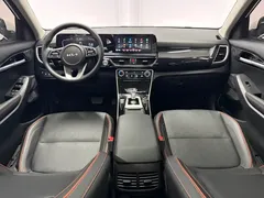 2023 Kia Seltos 1.5L CVT Luxury, белый — фото 11