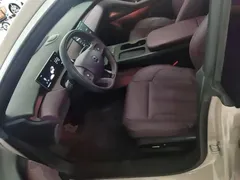 2022 Nio ET5 75kWh, чёрный — фото 15