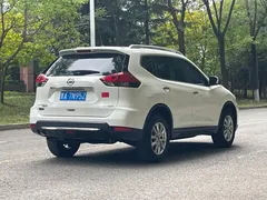 2022 Nissan X-Trail 2.0L 2WD Premium, белый — фото 5