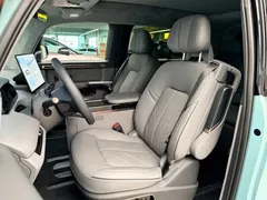 2025 Zeekr Mix Smart Driving, синий — фото 9