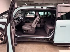 2025 Zeekr Mix Smart Driving, синий — фото 12