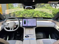 2025 Xiaomi YU7, зелёный — фото 27
