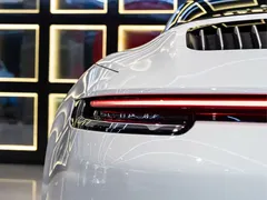 2022 Porsche 911 Targa 4 3.0T, белый — фото 15